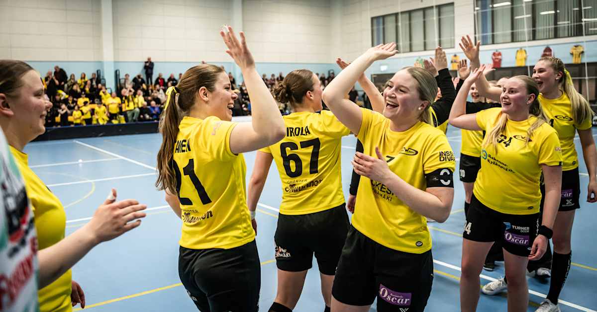 SBS Wirmo nousee salibandyn naisten F-liigaan