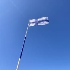 Satametrinen Haminan lipputanko on nyt Euroopan toiseksi korkein. 