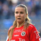 KIF Örebron hyökkääjä Amanda Rantanen kuvassa.