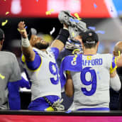 Los Angeles Rams juhlii Super Bowlin voittoa.