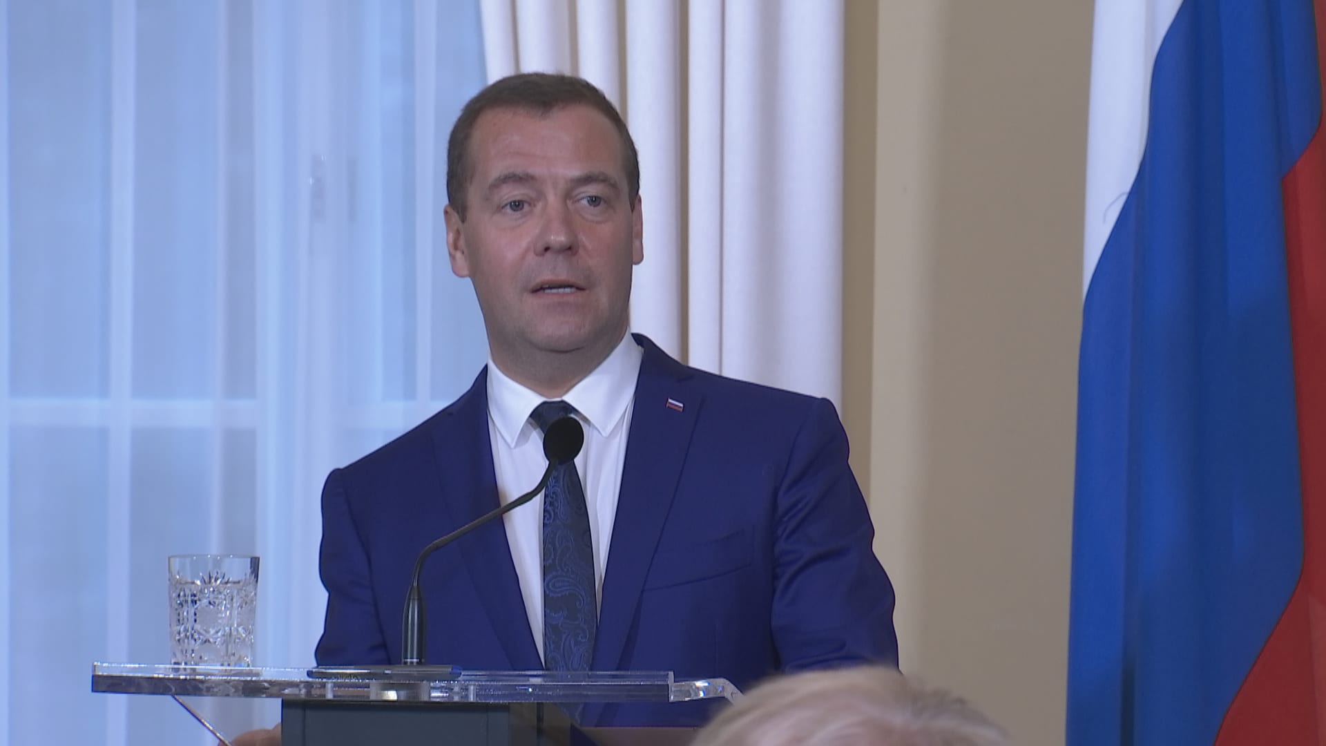 Medvedev pitää Airiston Helmen tutkintaa Suomen sisäisenä asiana
