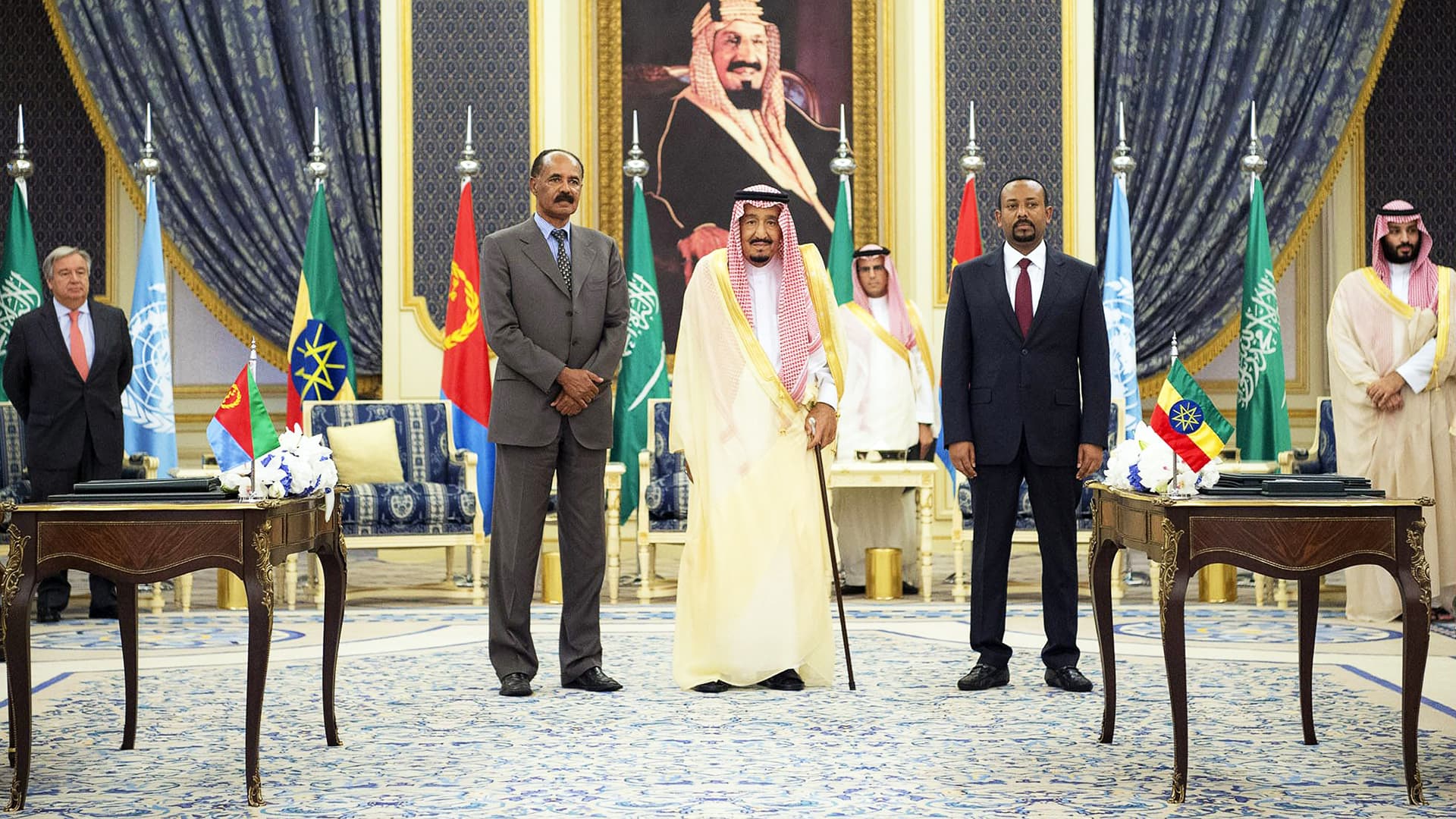 Etiopian pääministeri Abiy Ahmed ja Eritrean presidentti Isaias Afwerki ja Saudi-Arabian kuningas Salman bin Abdulaziz.
