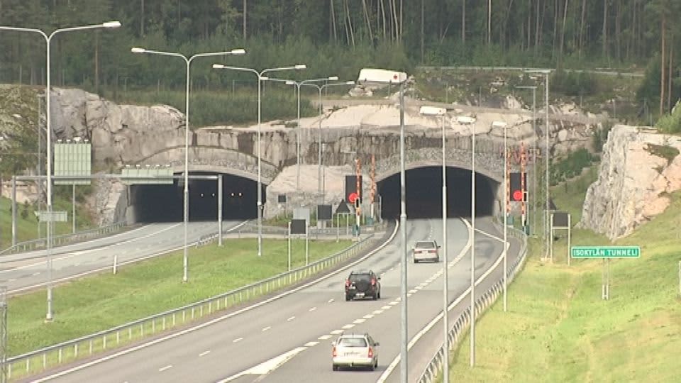 Isokylän tunneli E18-tiellä Salossa.