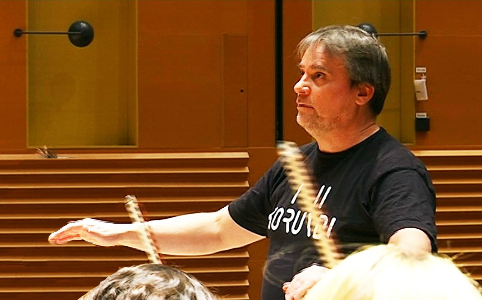 Lapin kamarikorkesterin taiteellinen johtaja John Storgårds nostaa tänä keväänä esiin ranskalaista musiikkia
