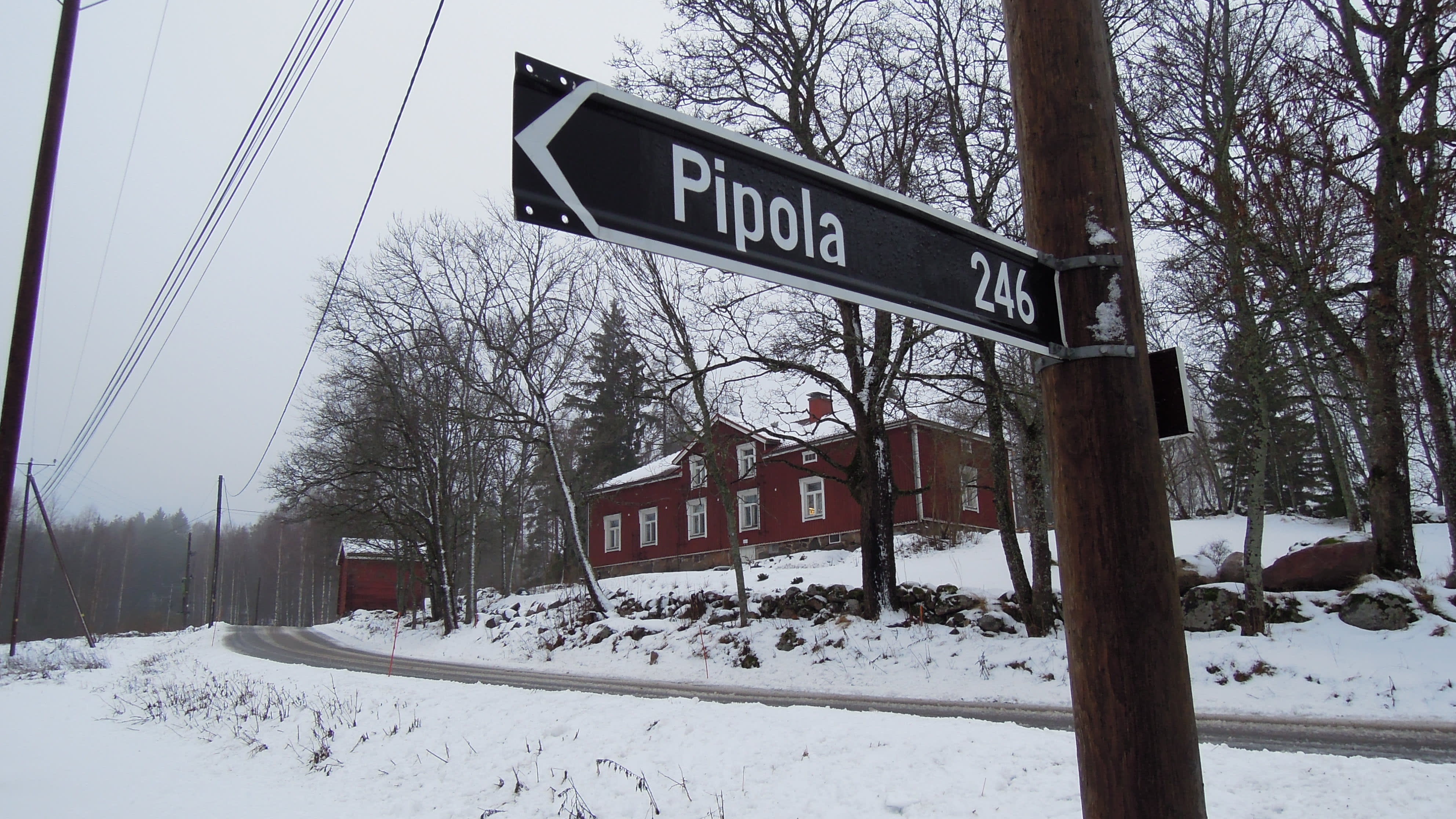 Karjalohjan keskustan tuntumassa sijaitsevassa Pipolakodissa on 30 asukasta.