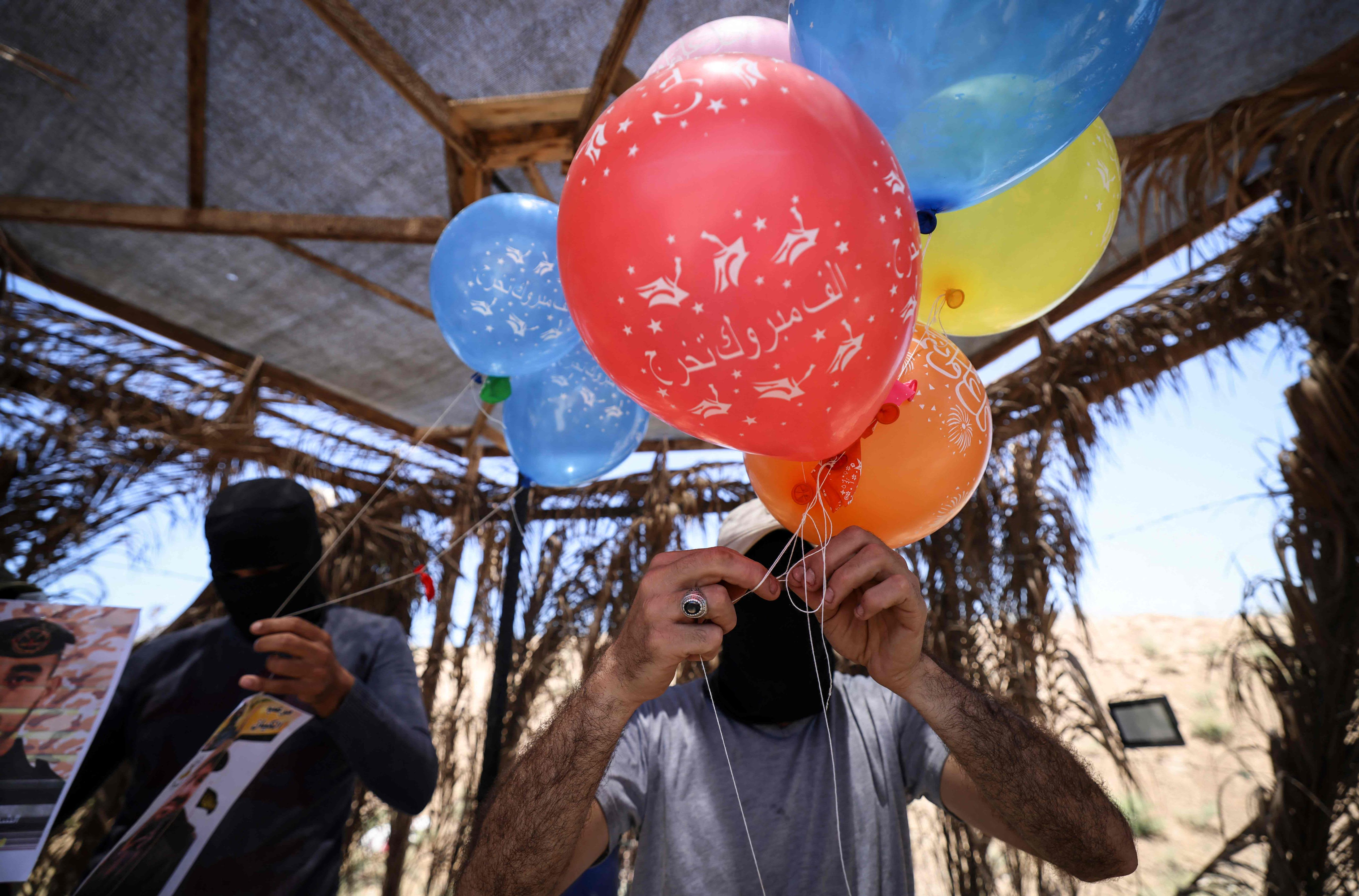 Gazasta lennätetään tuli-ilmapalloja Israelin puolelle