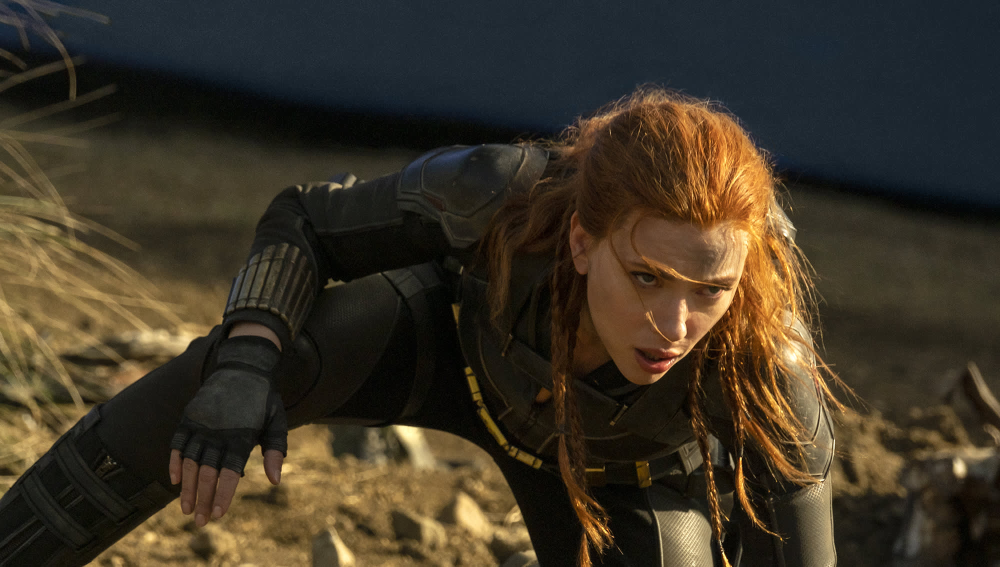 Näyttelijä Scarlett Johansson elokuvassa Black Widow