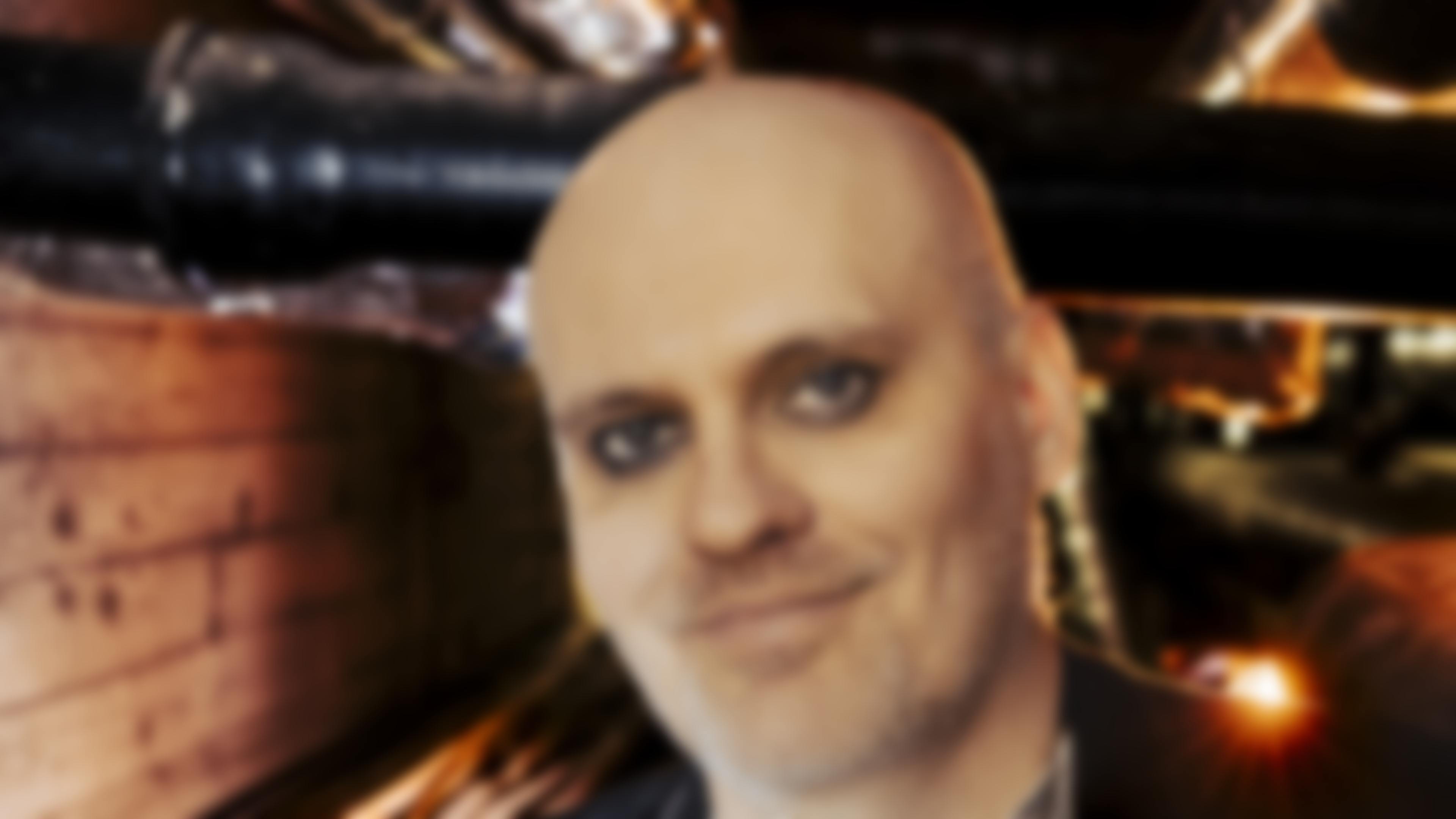 På seans med Satan, Jim Morrison och David Crosby Grönroos Garage