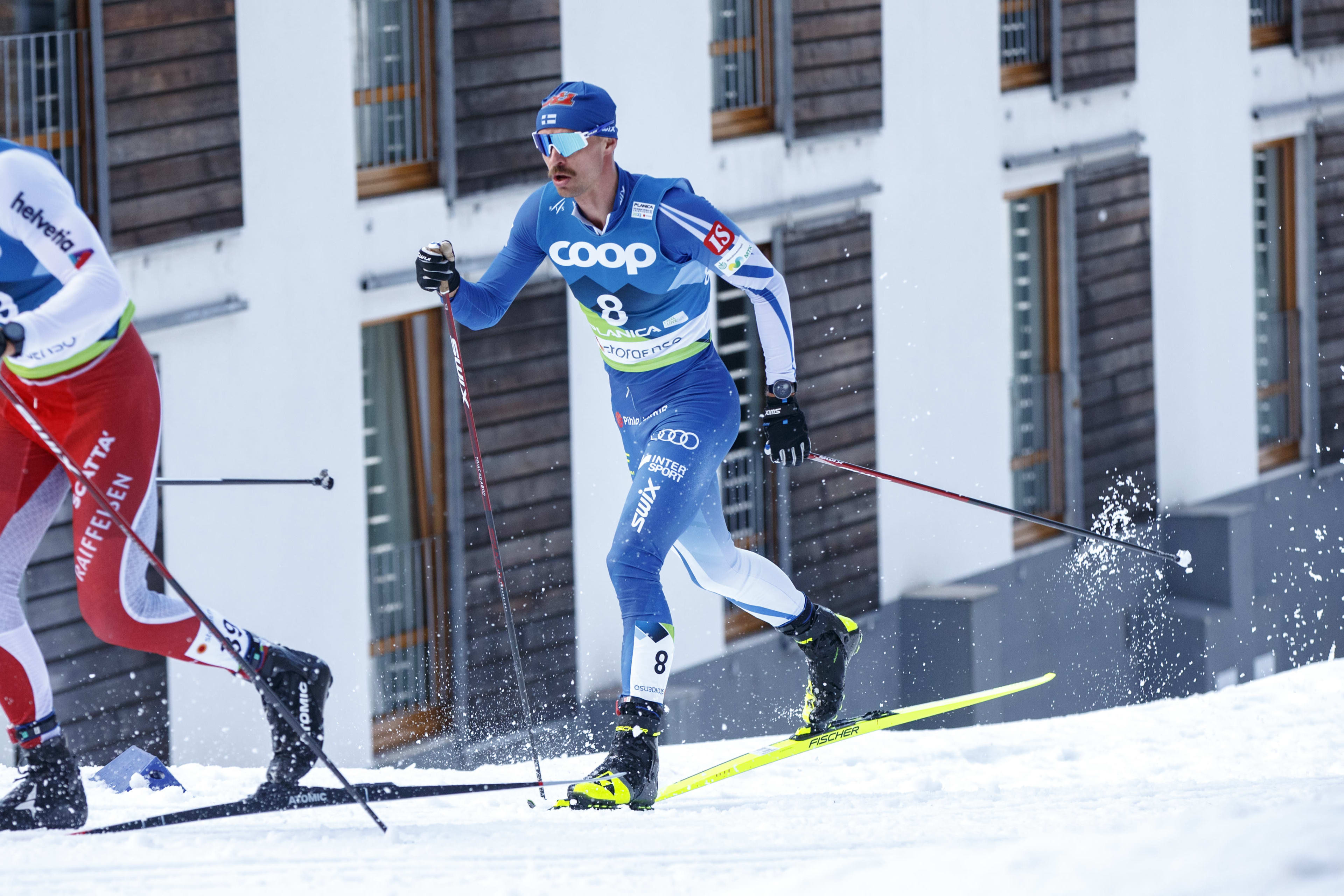 Perttu Hyvärinen kaatui pahannäköisesti | Hiihdon MM | Yle Areena