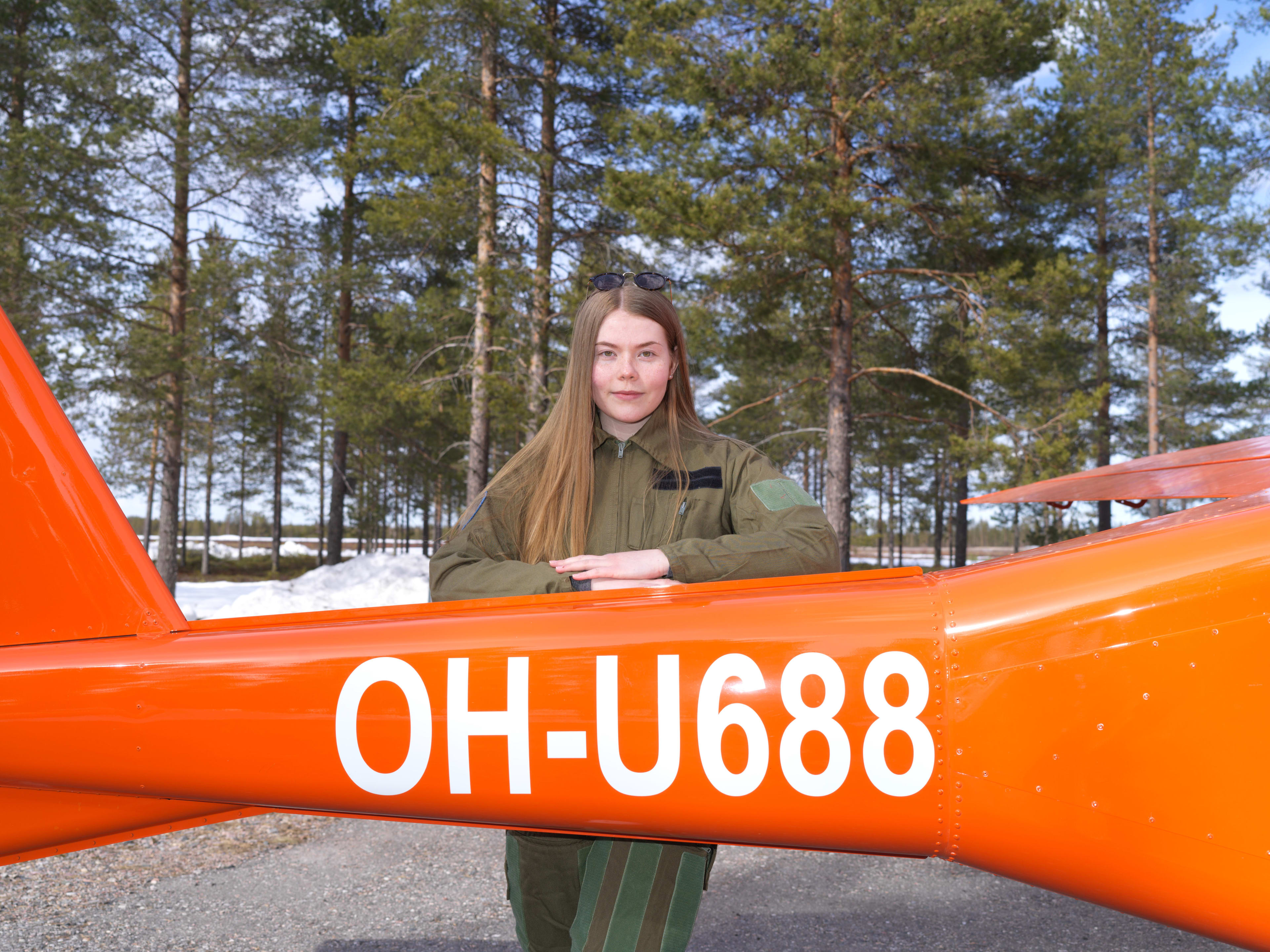 Vilma Hyvärinen, 18, Aikoo Lentäjäksi – Ei Pelkää, Vaikka Koneet Eivät ...