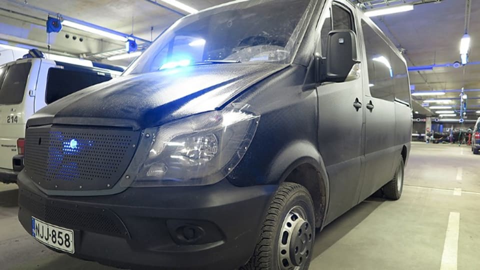 Tassa On Poliisin Uusi Auto Morkoa Et Saa Hakattua Rikki Yle Uutiset Yle Fi