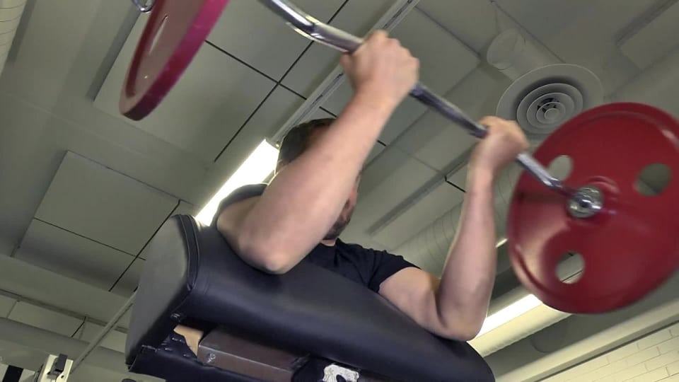 Hur kvinnor sprutar under orgasm
