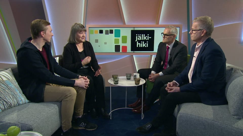 massiivinen tissit anaaliseksiä