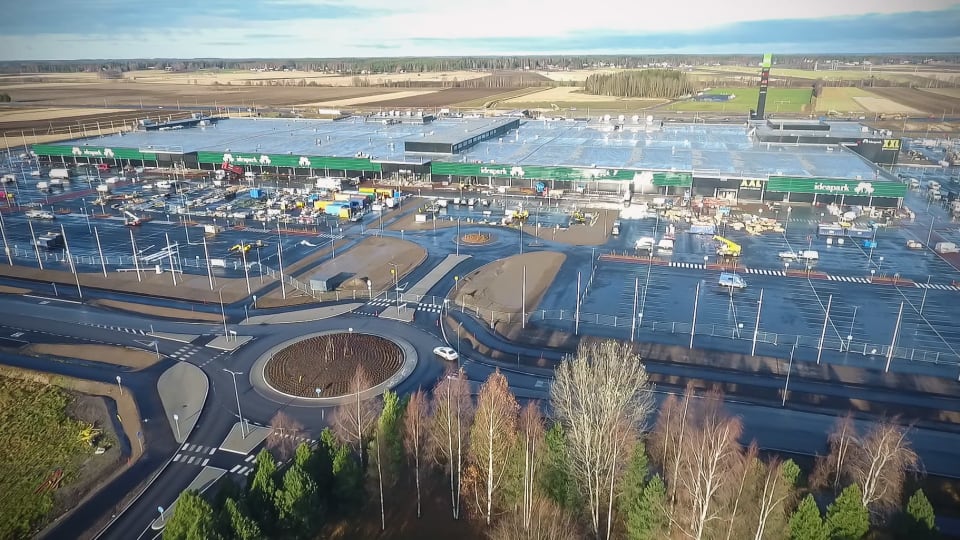 Seinajoen Ideapark Avattiin Toivo Sukari Nain Mahtipontinen
