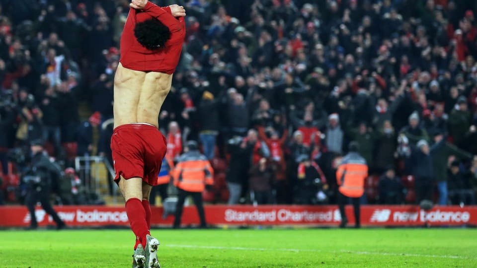 Liverpool Fortsatter Att Storma Mot Ligatiteln Vilt Firande Av Mohamed Salah Da Han Antligen Lyckades Nata Mot Manchester United Sport Svenska Yle Fi
