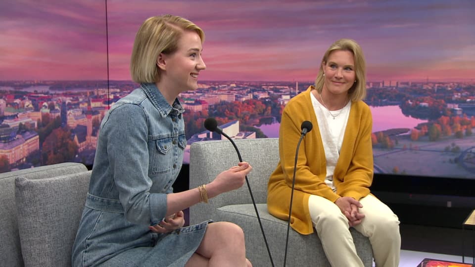 Seksihelle Sai Toimittajat Villiintymaan Meteorologeja Nolottaa Yle Uutiset Yle Fi