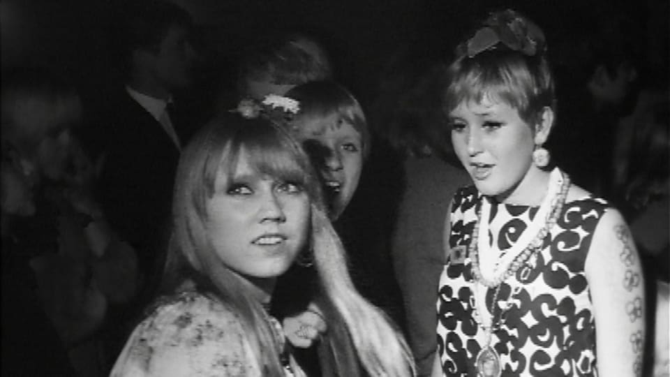 Hippitanssit Jyvaskylassa 1967 Elava Arkisto Yle Fi