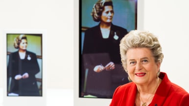 Valtioneuvos Riitta Uosukainen kertoo ajatuksiaan suomalaisesta politiikasta. Kuva: Jyrki Valkama/Yle Kuvapalvelu.