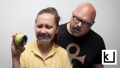 Toimittajat syö pilaantunutta omenaa