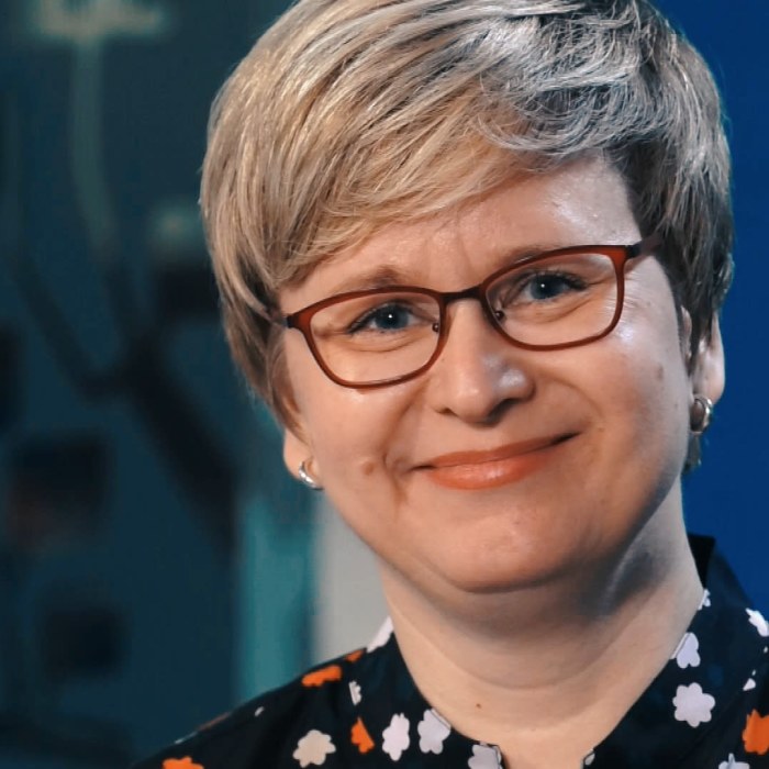 Emma Karasjoki Ylessa Panostetaan Vahvasti Tulevaisuuteen Avoimet Tyopaikat Yleisradio Yle Fi