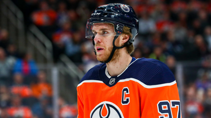 Nhl Agerar Och Tar Paus Pa Obestamd Tid Om Sasongen Fortsatter
