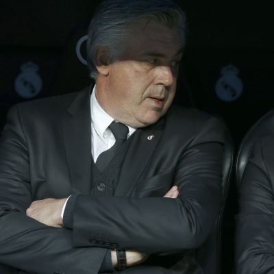 Zinedine Zidane (oik.) toimi Carlo Ancelottin apuvalmentajana.