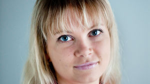 Annika Rosberg-Haavisto doktorerar i terrorism och självmordsattacker. Hon understryker att terrorism är ett ytterst mångfacetterat fenomen. annika rosberg-haavisto