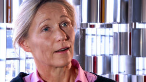 Pari- ja perhepsykoterapeutti Vuokko Laurila työskentelee kirkon perheasiain neuvottelukeskuksessa Oulussa. Pari- ja perhepsykoterapeutti Vuokko Laurila
