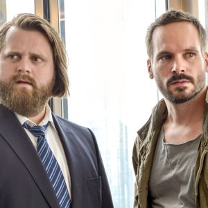 Saksalainen kulttisarja Kahden keikka (16) jatkaa, vaikka yksityisetsivä Josef Matulan ja asianajaja Markus Lessingin tiet erosivat.