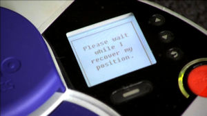 Robotdammsugare håller det rent i hemmet och hittar själv tillbaks till laddningsstationen - med hjälp av algoritmer. Robotdammsugare /Kuningaskuluttaja