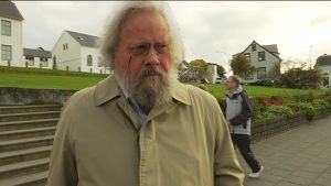 Guðmundur Guðmundsson är inte rädd för vulkanutbrott Gudmund Gudmundsson i Island är inte rädd för vulkanutbrott