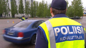 Ristola önskar fler svenskspråkiga sökande till polisyrkeshögskolan i Tammerfors. Polisyrkeshögskolan i Tammerfors.