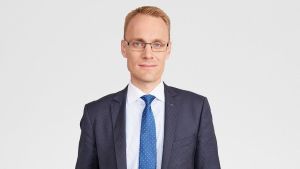 Oscar Taimitarha är resultatansvarig direktör vid Aktia. Oscar Taimitarha är resultatansvarig direktör vid Aktia.