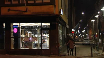 Folk börjar vänja sig vid att det finns 24/7-tjänster i centrala Helsingfors.