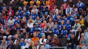 Den juniorbetonade publiken följer med EM på hemmaplan i Helsingfors 2009.
