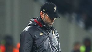 Jürgen Klopp har en del att fundera på. Jürgen Klopp, Liverpools huvudtränare