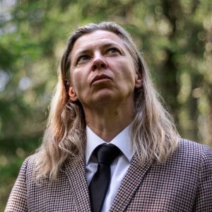 Eva-Stina Byggmästar är aktuell med diktsamlingen "Vox amoris". Författaren Eva-Stina Byggmästar.