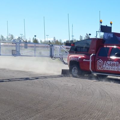 Lähtöauto Porin ravien lähtöauto Porin ravit