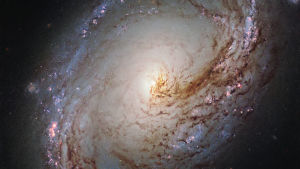 Messier 96 galaksi