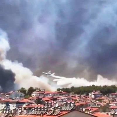 Turkkilaiskaupungin asukkaat pakenivat metsäpalon tieltä