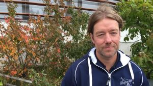 Rasmus Lundén hade gärna sett ett liknande projekt för sina före detta elever. Rasmus Lundén ska dra Finlands andra svenskspråkiga Icehearts-grupp.