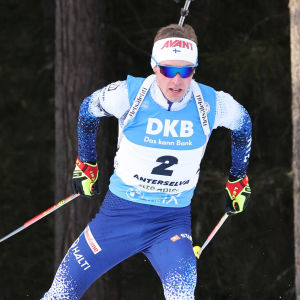 Tero Seppälä åker skidor i världscupen 2022.