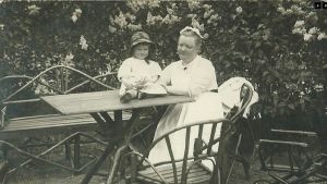 Alva Forsius med dotter