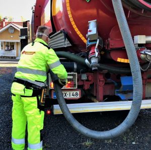 Lokala företagare ska sköta slamtransporten i Nagu och Houtskär 