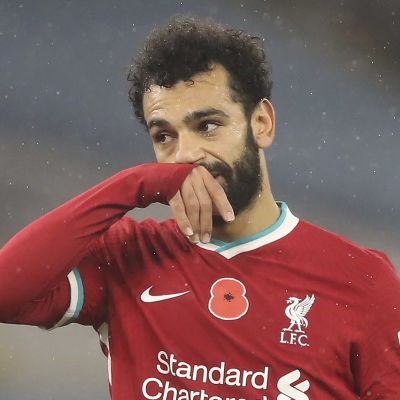 Mohamed Salah torkar näsan.
