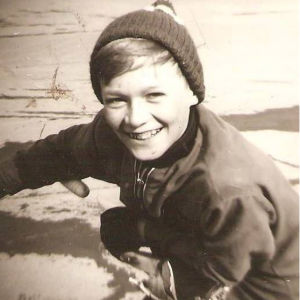 Jukka Tobiassonin nuoruuskuva.