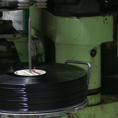 Tillverkning av vinylskivor.
