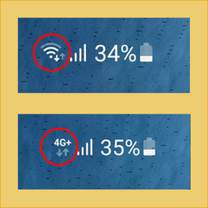 Ylempi puhelin on wifi-verkossa, alempi mobiiliverkossa. 4G+ on nopeampi verkko kuin 4G. Mobiilidataa ovat myös H, H+, 3G ja 5G. kaksi kuvakaappauksia puhelimen aloitusnäytöltä: toisessa valittuna wifi-verkko, toisessa mobiilidata.