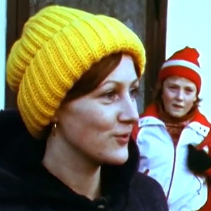 Nuori nainen kertoo joulunodotuksistaan (1975).