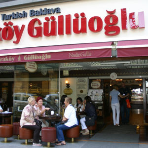 Baklava-kahvila Istanbulissa.